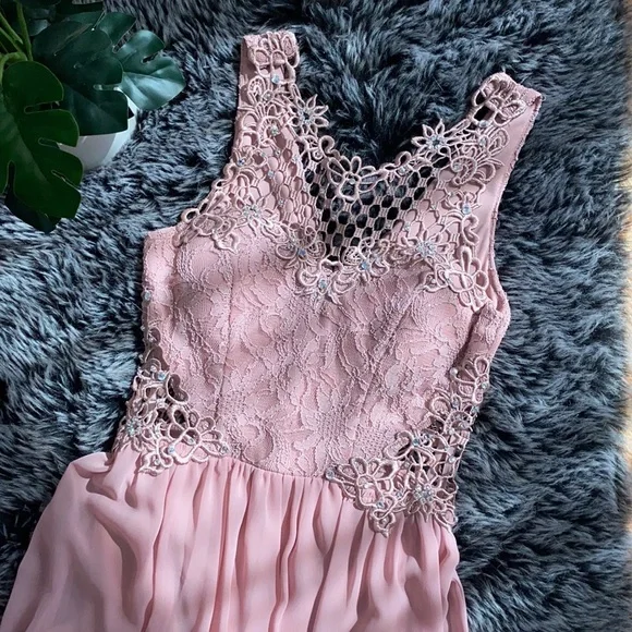 city studio pink dress Amazon.com: City Studios Womens Plus Embellished Crochet Evening Dress Pink 18W : Clothing, Shoes & Jewelry